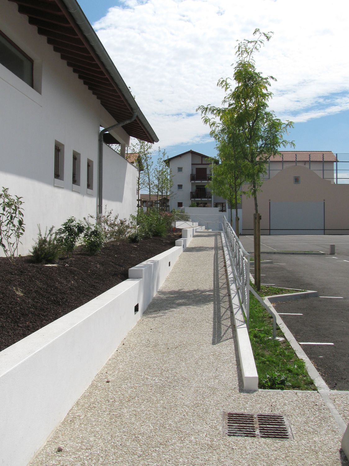 Amenagement des espaces publics_Briscous03_1