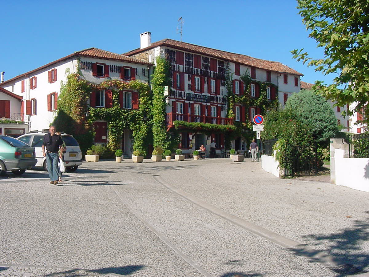 Amenagement du centre bourg_Espelette_02